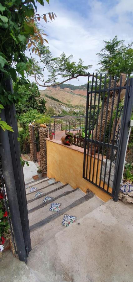 Casa Vacanze Fondaco Di Scillato Scillato  Buitenkant foto